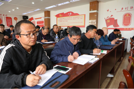 培育新型职业农民，加快助力乡村振兴469.png