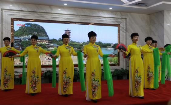 母亲节访谈 (图文)262.png