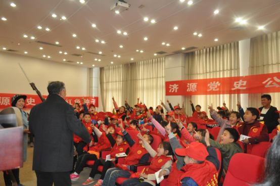 济源市委党史研究室红色教育引领祖国花朵心向党427.png