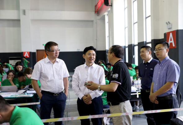 山东省大学生创新创业模拟企业经营大赛在山东（潍坊）公共实训基地开赛0629(1)764.png