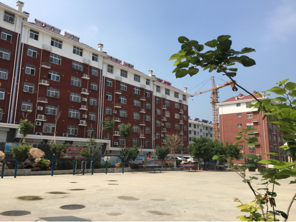 榆山街道：挂“出彩楼栋”，“扬”新风正气(2)444.png