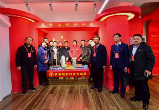 全国城市基层党建创新论坛代表爱上“网红薛书记”一分钟微党课693.png
